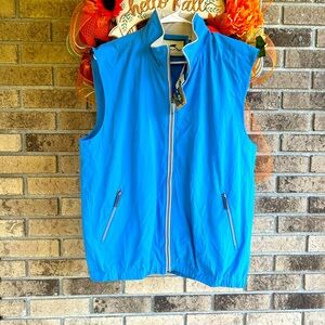 NWT Alister Mackenzie sleeveless golfing vest size medium